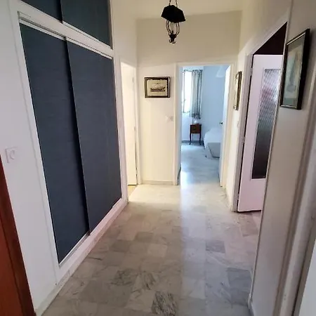 Superbe Rez De Jardin Dans Résidence Au Calme Nizza