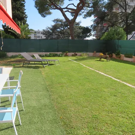 公寓 Superbe Rez De Jardin Dans Au Calme